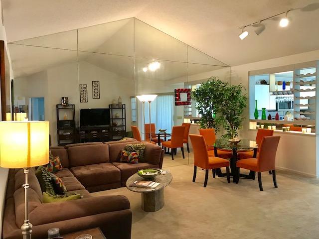 Building Photo - 6593 Via Regina Rental