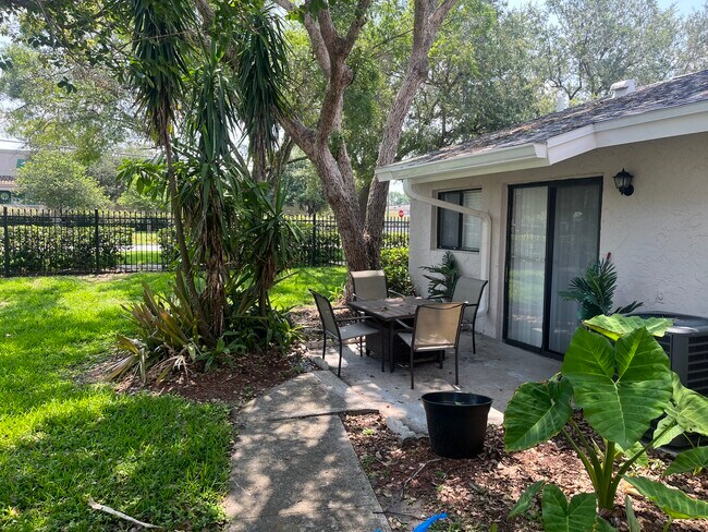 Photo - 2784 Curry Ford Rd Unit A