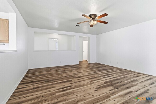 Photo - 224 Capistrano Dr