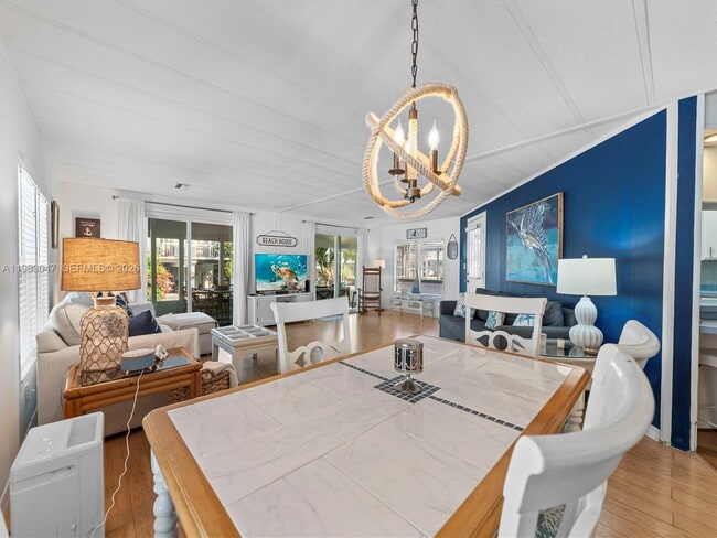 Photo - 806 S Jade Dr