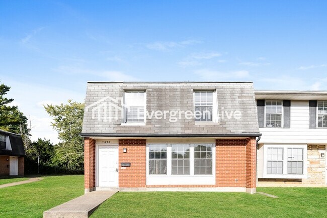 Photo - 7673 Mt Hood