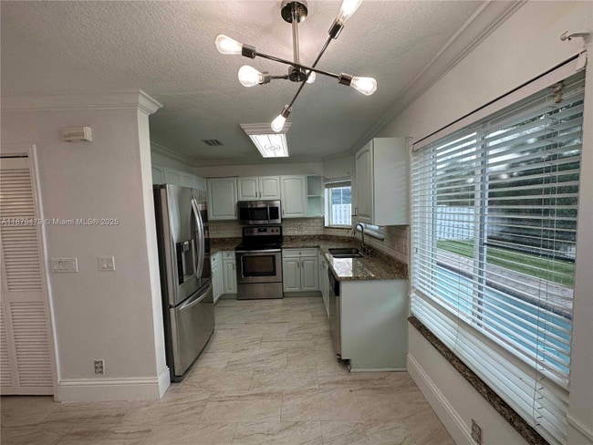 Photo - 2611 Regalia Way