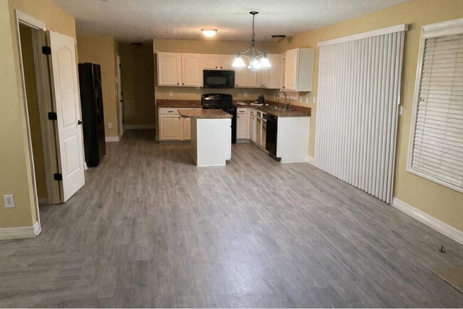 Photo - 8806 Emerald Hill Dr