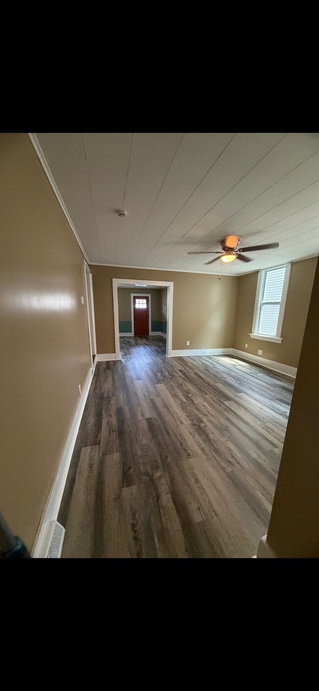 Photo - 1711 4th Ave
