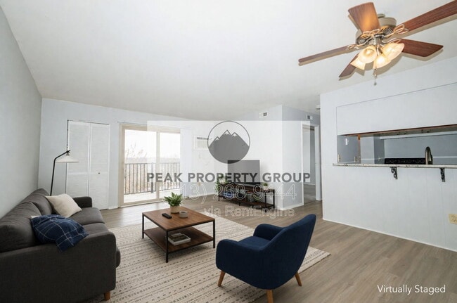 Building Photo - 2971 Deckebach Ave