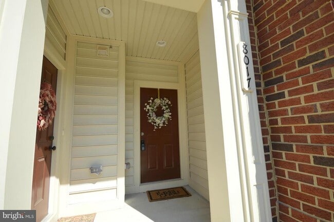 Photo - 8017 Greenbelt Station Pkwy