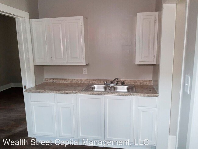 Photo - 3 br, 1 bath House - 932 Dallas Ave