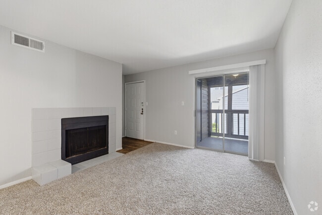 B2 2BR, 2BA - 906SF - Living Room