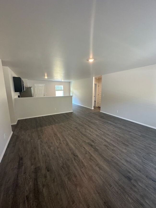 Photo - Now Pre-Leasing: Modern 3-Bedroom, 2-Bath Home in Broken Arrow — Available July 14th