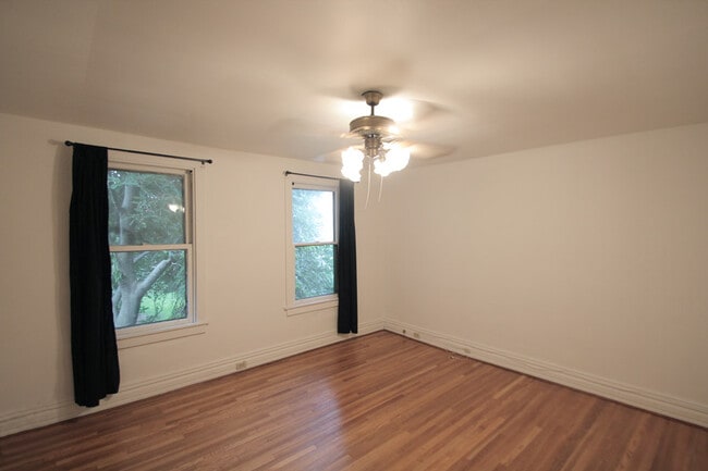 Photo - 413 Lamar Ave