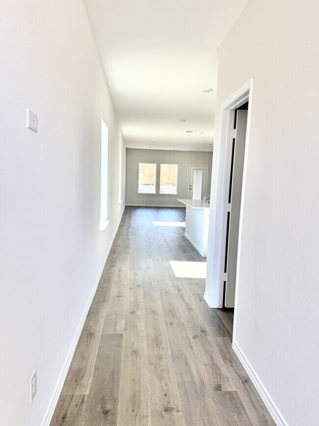 Photo - 1702 Fawn Crk Dr