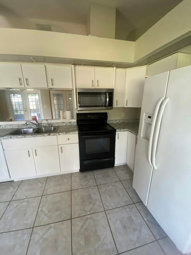 Photo - 7413 Crock Ave