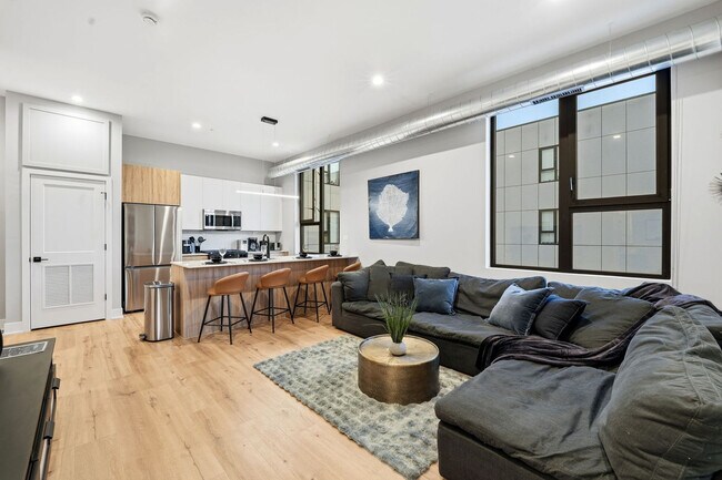 Photo - 6044 N Winthrop Ave Unit ID1372957P