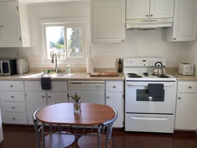 Photo - 16030 15th Ave SW