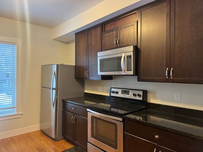 Photo - 3 Bedroom in Downtown Lebanon Unidad Apt. 1