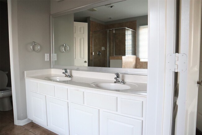 Photo - 6802 Claire Brook Dr