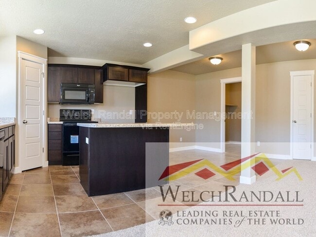 Photo - 2433 Wellington Dr