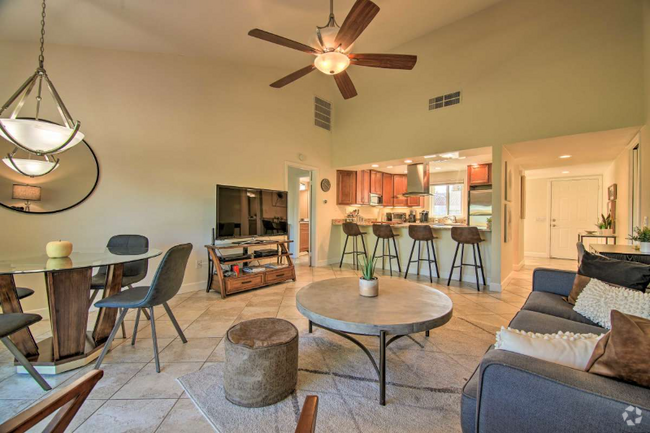 Building Photo - 40395 Pebble Beach Cir Rental