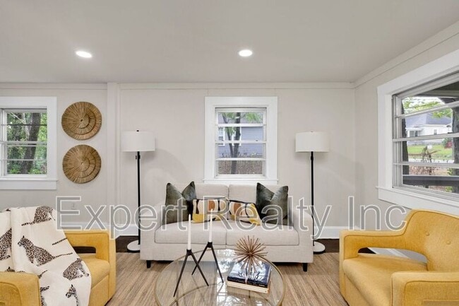 Photo - 4345 2nd Ave S