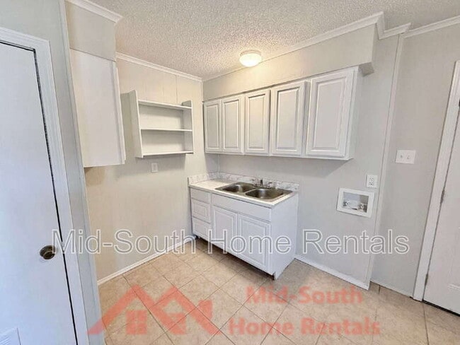 Photo - 3205 Madewell St