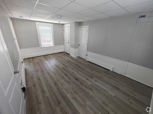 Building Photo - 27 Vine St Unit 4 Rental