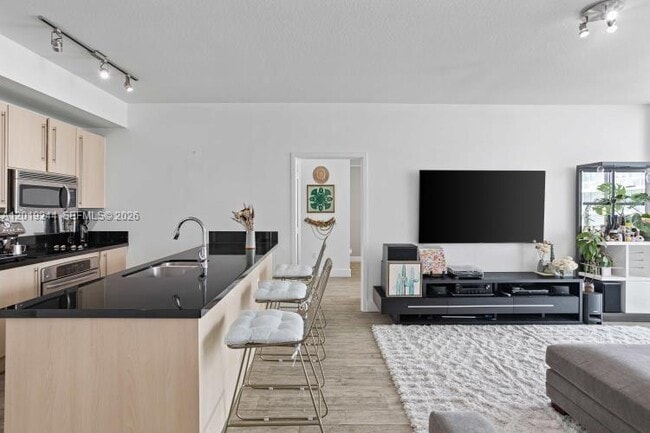 Photo - 79 SW 12th St Unit 3110-S