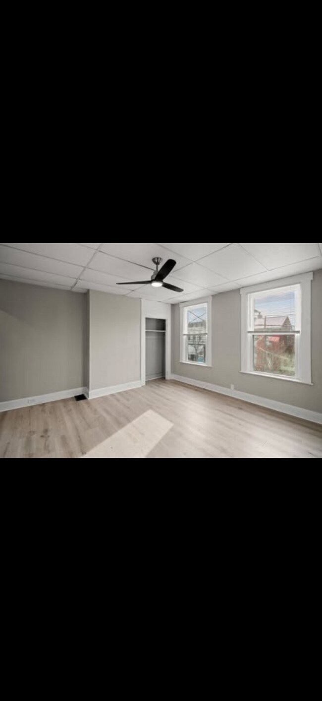 941 York St Unit 2