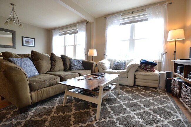 Photo - 22 Saybrook St Unit 3