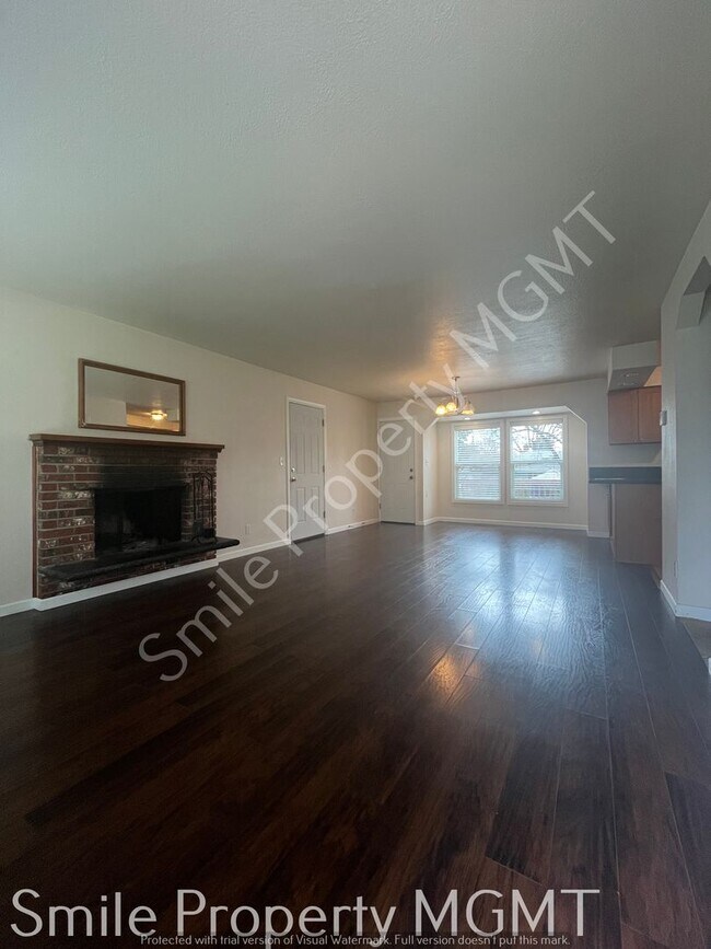 Photo - single house