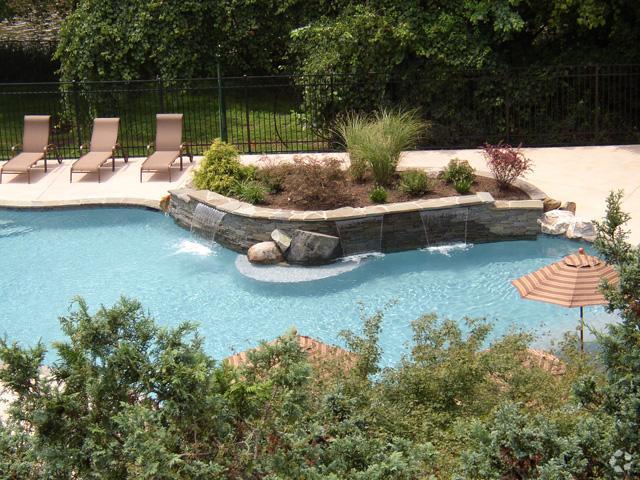 Piscina - Rivercrest Apartments