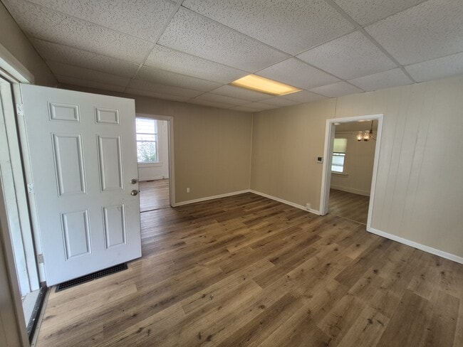 Photo - 526 Corwin St