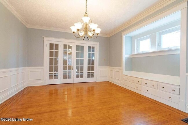 Photo - 2112 Maryland Ave