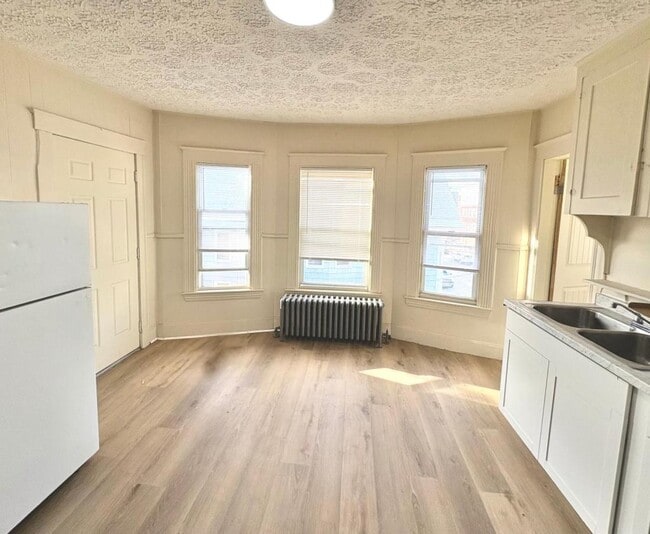 Photo - 117 Pierce St