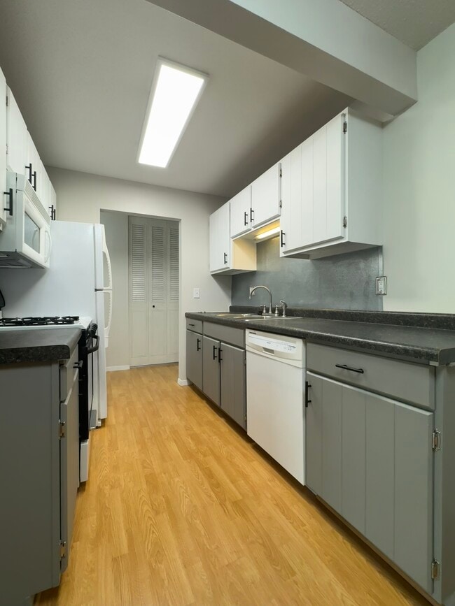 Photo - 9400 Old Cedar Ave S Unit 344