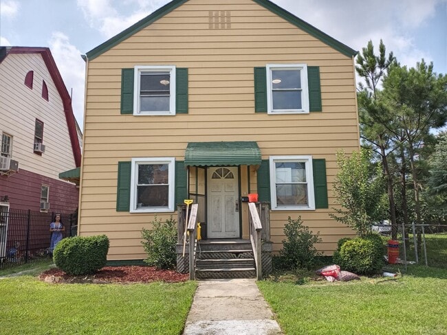 Building Photo - 2717 Marlboro Ave Unit 2717 Marlboro Ave B Rental
