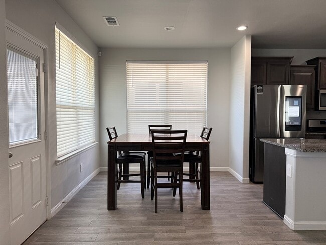 Photo - 7104 Thomas Paine Rd