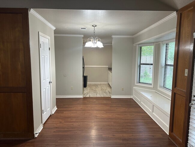 Photo - College Station - 3 Bedroom - 2 Bath - 2 vehicle car - Fenced in back yard - House.