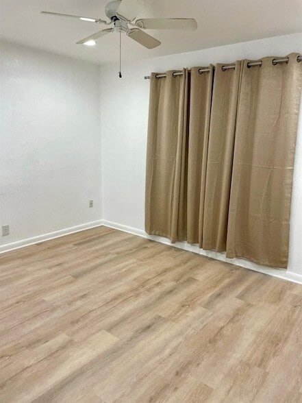 Photo - 801 NE 36th St