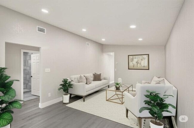 Photo - 2614 W 65th St