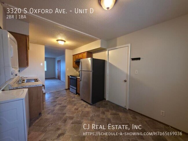 Photo - 3320 S Oxford Ave