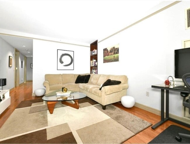 Photo - 3 Avery St Unit 703