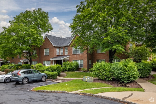 Photo - New Center Greens Garden Apartments