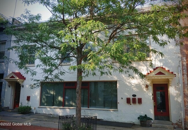 Building Photo - 199 Jay St Unit 1