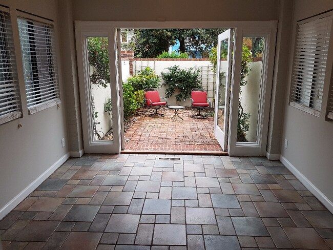 Photo - 336 5th St NE Unit 2