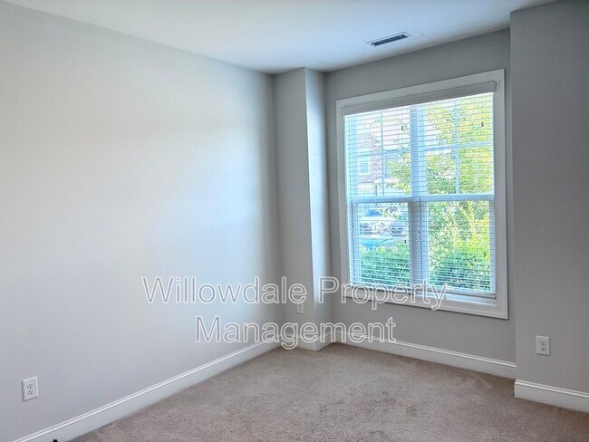 1309 Little Hills Dr