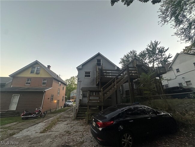 Photo - 523 Gage St Unidad Up