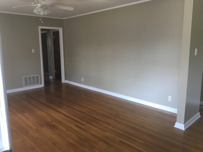 Photo - 3bed/1bath Home close to Annie Camp Junior...