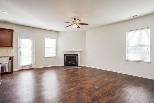 Photo - 657 Rose Mallow Dr