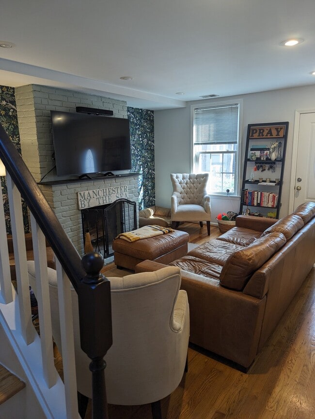 Photo - 726 6th St NE Unidad 1