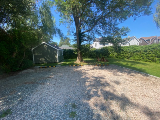 Photo - 65 Narragansett Ave Unidad 1